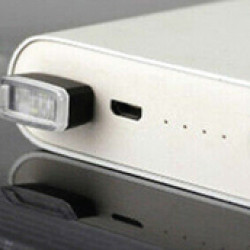 ΠΛΑΦΟΝΙΕΡΑ ΣΕ USB ΛΕΥΚΟ ΦΩΣ ATHMOSPHERE LED ΓΙΑ ΘΥΡΑ 20x15x7,8mm 1ΤΕΜ.