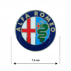 Race Axion ALFA ROMEO ΑΥΤΟΚΟΛΛΗΤΟ ΣΗΜΑ ΚΑΠΩ / ΠΟΡΤ ΜΠΑΓΚΑΖ 7,4cm ΜΠΛΕ/ΧΡΥΣΟ ΜΕ ΕΠΙΚΑΛΥΨΗ ΕΠΟΞΕΙΔΙΚΗΣ ΡΥΤΙΝΗΣ (ΥΓΡΟ ΓΥΑΛΙ) - 1 ΤΕΜ.