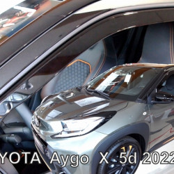 TOYOTA AYGO X 5D 2022+ - ΖΕΥΓΑΡΙ ΑΝΕΜΟΘΡΑΥΣΤΕΣ ΑΠΟ ΕΥΚΑΜΠΤΟ ΦΙΜΕ ΠΛΑΣΤΙΚΟ HEKO - 2 ΤΕΜ.